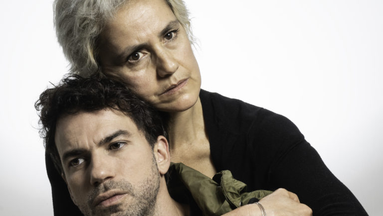 Baseada em polêmico caso sobre identidade de gênero, Brian ou Brenda estreia em setembro em São Paulo