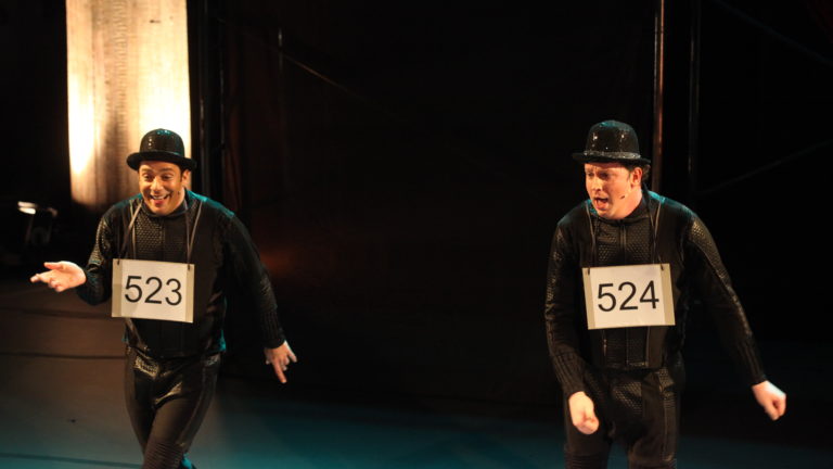 Marcelo Medici e Ricardo Rathsam anunciam nova temporada de comédia em que passam a limpo história do teatro