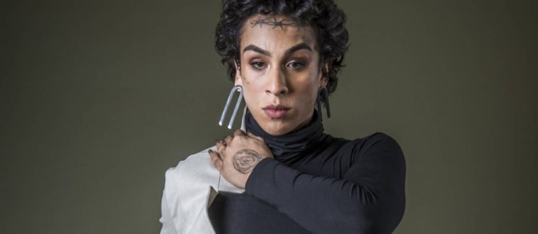 Após sucesso em Segunda Chamada, Linn da Quebrada arquiteta estreia no teatro com peça-manifesto