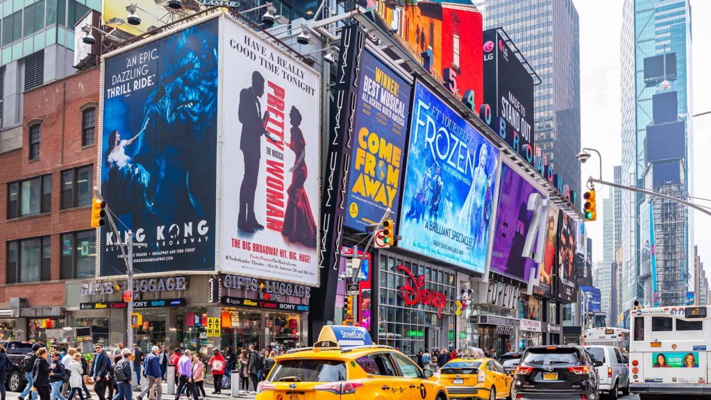 Broadway acena para reabertura em setembro