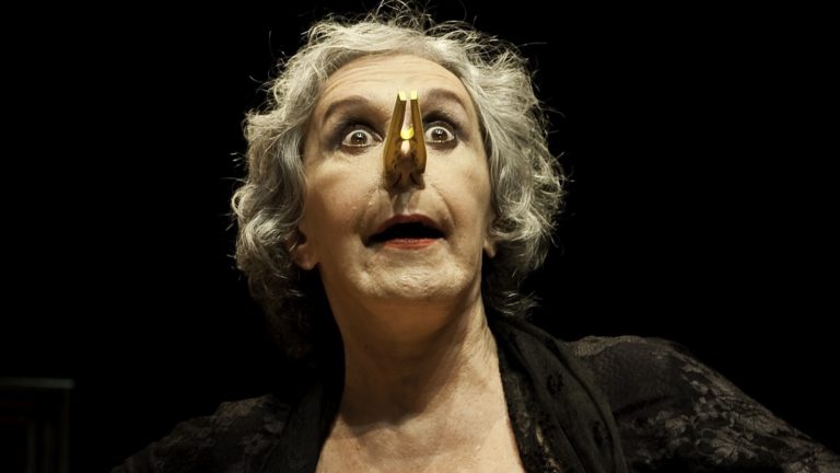 Dama indigna do teatro moderno, Maria Alice Vergueiro sai de cena aos 85 anos