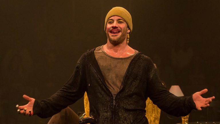 Malvino Salvador voltará ao teatro em clássico de Shakespeare dirigido por Gabriel Villela