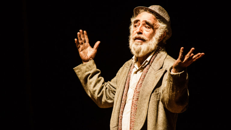 Luiz Amorim volta a receber público em São Paulo com peça baseada em best-seller de Augusto Cury
