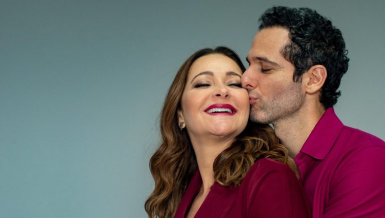 Alexandra Richter e Mouhamed Harfouch transmitem online comédia sobre a separação de um casal